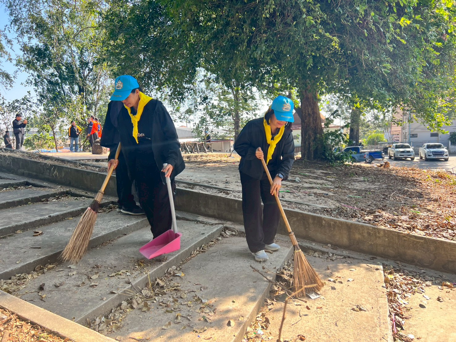 title - ส.ป.ก.ยโสธร ร่วมกิจกรรมจิตอาสาพัฒนาเนื่องในโอกาสวันคล้ายวันประสูติ สมเด็จพระเจ้าลูกเธอ เจ้าฟ้าสิริวัณณวรี นารีรัตนราชกัญญา